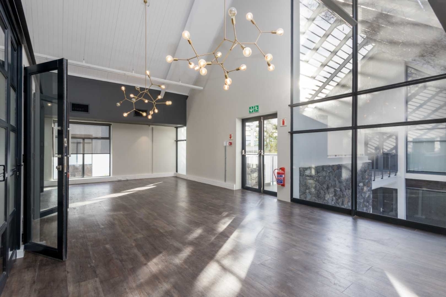 To Let Commercial Property for Rent in Val De Vie Estate Western Cape